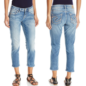 Custom Women′s 3/4 Long Leisure Washed Denim Jeans